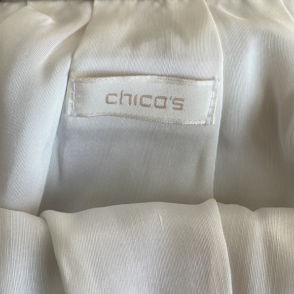 Chico’s Clutch - Picture 6 of 16